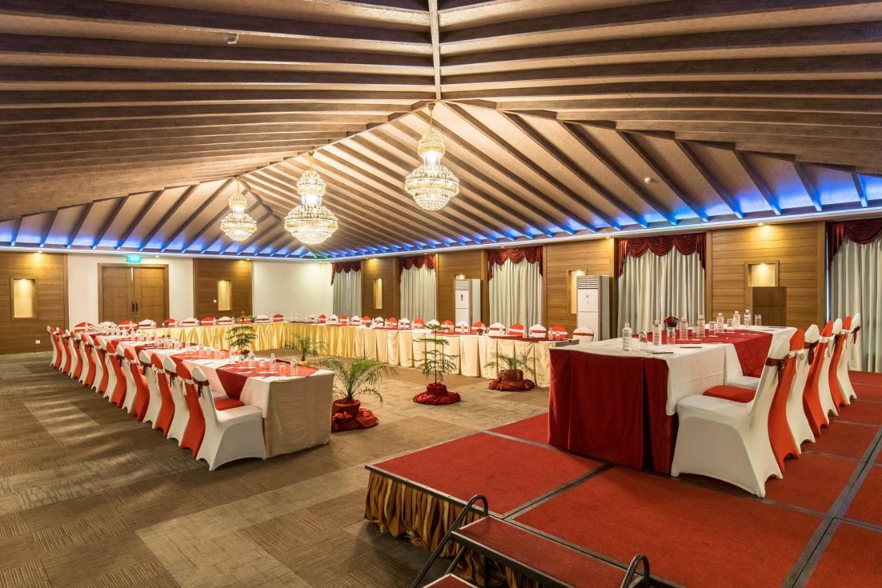 Mountain Glory Forest Resort 포카라 외부 사진